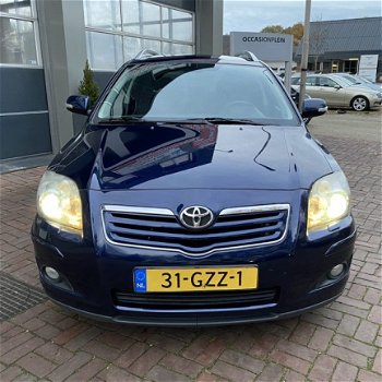 Toyota Avensis Wagon - 2.0 D-4D Luna Business Navi, Trekhaak, Cruise, Cv, Airco 2008 dealer onderhou - 1