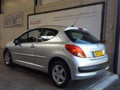 Peugeot 207 - 1.4-16V XS Pack - 1