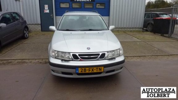 Saab 9-5 Estate - 1