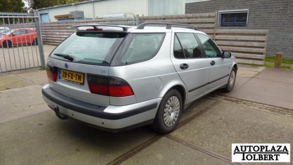 Saab 9-5 Estate - 1