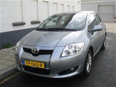 Toyota Auris - 1.6-16V Sol Business