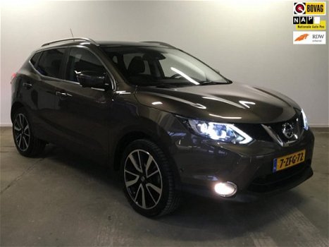 Nissan Qashqai - 1.5 dCi Tekna Leer / Navi / Camera / 19 Inch / NAP / Etc - 1