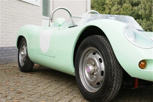 Volkswagen Kever Cabriolet - Porsche 718 RS Replica - 1