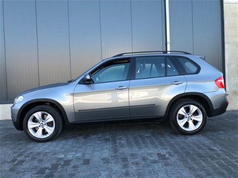 BMW X5 - 3.0SD 286PK Xenon Panoramadak Leder Navigatie Vol - 1