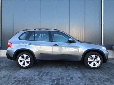 BMW X5 - 3.0SD 286PK Xenon Panoramadak Leder Navigatie Vol - 1