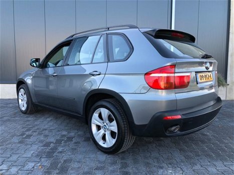 BMW X5 - 3.0SD 286PK Xenon Panoramadak Leder Navigatie Vol - 1