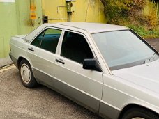 Mercedes-Benz 190-serie - 2.3 E YOUNGTIMER