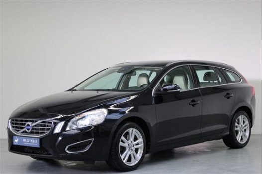 Volvo V60 - T3 150pk Summum | Rijklaarprijs - 1