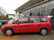 Opel Zafira - 1.6-16V Elegance 7-persoons / Airco / Trekhaak / APK 7-2020 - 1 - Thumbnail