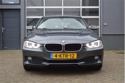 BMW 3-serie Touring - 316i Origineel NL Trekhaak/Xenon/Navigatie - 1