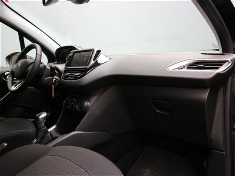 Peugeot 208 - 1.2 Signature Navigatie | Parkeersensoren - 1