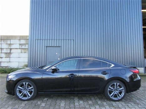 Mazda 6 - 6 2.2D - 1