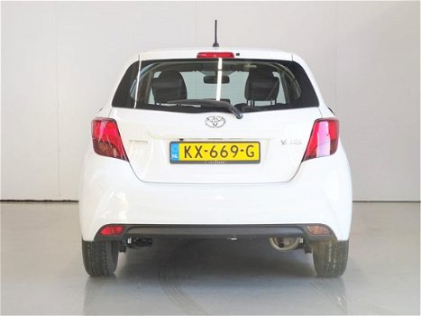 Toyota Yaris - 1.0 VVT-i Aspiration | Bluetooth | Parkeercamera | Rijklaarprijs - 1