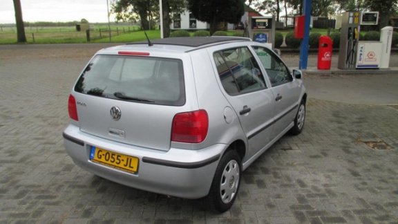 Volkswagen Polo - 1.4 Comfortline - 1