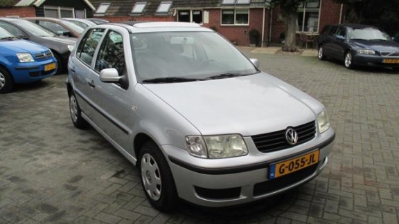 Volkswagen Polo - 1.4 Comfortline - 1