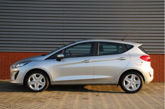 Ford Fiesta - 1.5 TDCi Trend 85 PK 5drs Airco/Navigatie/Parkeersensoren - 1