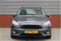 Ford Focus Wagon - 1.5 TDCI Lease Edition 120 PK Airco / Cruise Control / Navigatie / Trekhaak - 1 - Thumbnail