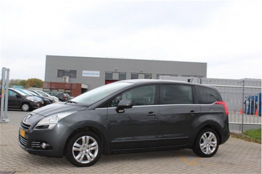 Peugeot 5008 - 2.0 HDiF ST Premiere 7p. panoramadak*NAVI*ENTERTAINMENT*BOMVOL - 1