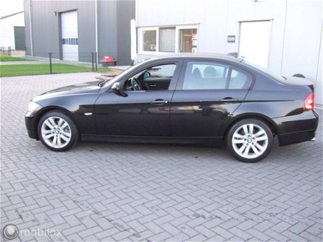 BMW 3-serie - 316i Xenon/Navigatie/Sportstoelen - 1