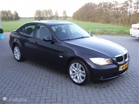 BMW 3-serie - 316i Xenon/Navigatie/Sportstoelen - 1