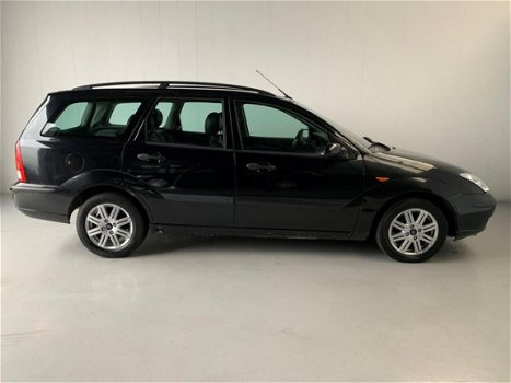 Ford Focus Wagon - 1.8 TDCi Futura Leer Climate Trekhaak Nieuwe APK - 1