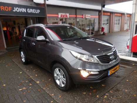 Kia Sportage - 2.0 CVVT X-Ecutive Plus Pack / Trekhaak - 1