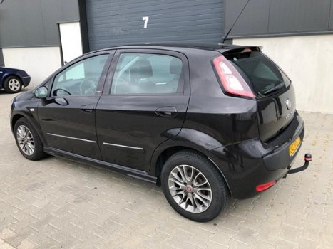 Fiat Punto Evo - 1.3 M-Jet Dynamic 5 deuren, Airco automaat, Elek ramen voor, Cruise controle, Navig - 1