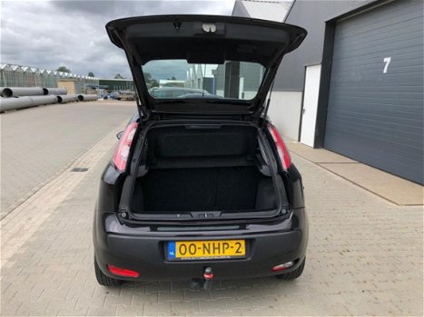 Fiat Punto Evo - 1.3 M-Jet Dynamic 5 deuren, Airco automaat, Elek ramen voor, Cruise controle, Navig - 1