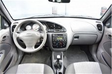 Ford Fiesta - 1.3-8V Trend | Airco | Trekhaak | Licht metalen velgen |