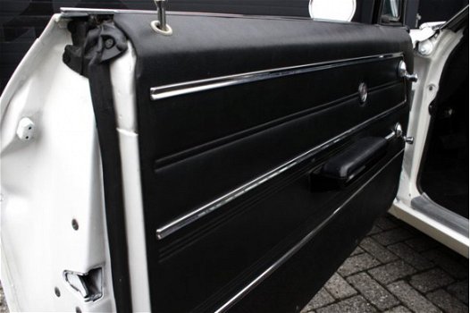 Buick LeSabre - Coupe 5.6L V8 - 1
