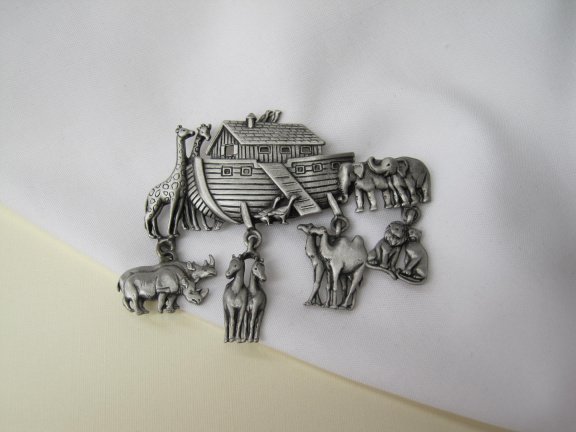 Broche JJ Ark van Noach pewter materiaal 7.0x5.4 cm - Afbeelding 5