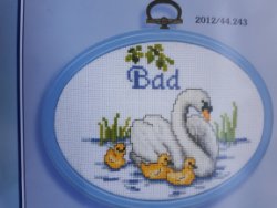 Borduurpakket " ZWAAN " met lijst NIEUW !