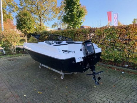 Warrior 1700 Bowrider - 3