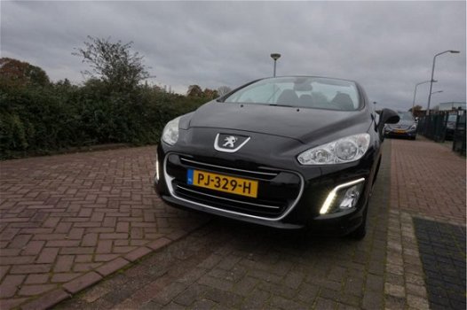 Peugeot 308 CC - 1.6 VTi 120pk SPORT PACK PERF.STAAT ECC AIRCO CRUISECONTROL 17INCH LMV PARKEERSENSO - 1