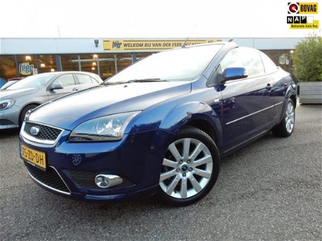 Ford Focus Coupé-Cabriolet - 1.6-16V Titanium - 1