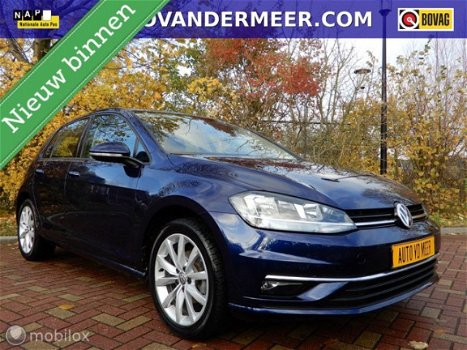 Volkswagen Golf - 110pk TSI Comfortline Business NAVI/PDC/LM VELGEN/ETC - 1