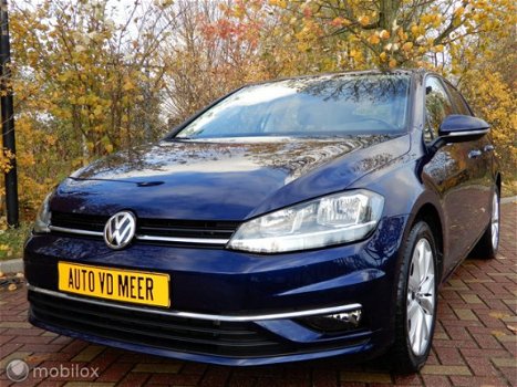 Volkswagen Golf - 110pk TSI Comfortline Business NAVI/PDC/LM VELGEN/ETC - 1