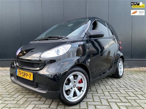 Smart Fortwo coupé - 1.0 2011 Airco/Lmv/Automaat/Panodak/Nap/Zr mooi - 1