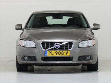 Volvo V70 - 1.6 D2 115 PK Geartronic Momentum (BNS) - 1