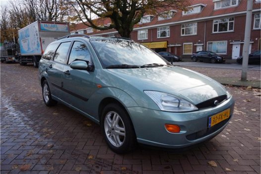 Ford Focus Wagon - 1.6-16V Trend airco - 1