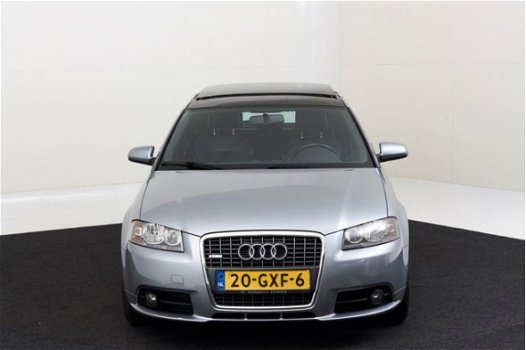 Audi A3 Sportback - 1.8T S-line, Panoramadak - 1