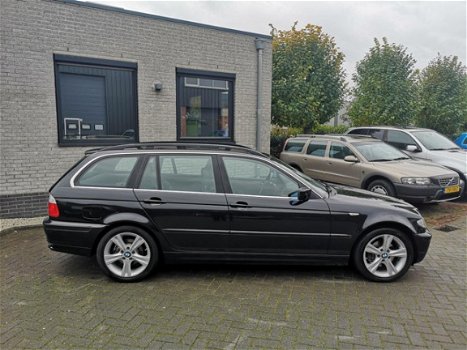 BMW 3-serie Touring - 325xi Executive Youngtimer In perfecte staat - 1