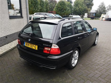 BMW 3-serie Touring - 325xi Executive Youngtimer In perfecte staat - 1