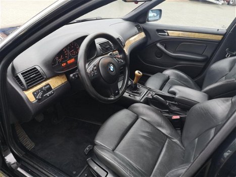 BMW 3-serie Touring - 325xi Executive Youngtimer In perfecte staat - 1