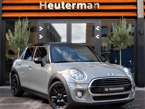 Mini Mini Cooper - 1.5 Cooper 5Drs. Automaat/ Navigatie/ PDC - 1