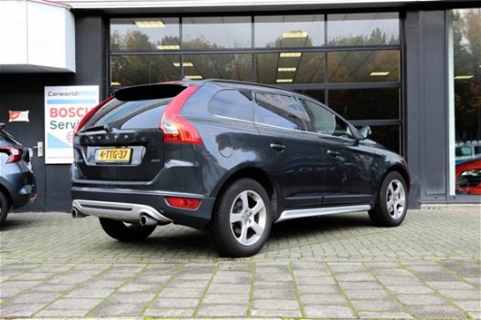 Volvo XC60 - 2.4D 175 pk R-Design Automaat - 1