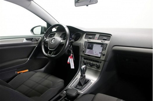 Volkswagen Golf - 1.0 TSI 116pk Comfortline DSG Automaat Navigatie+ DAB+ ParkAssist Climate - 1