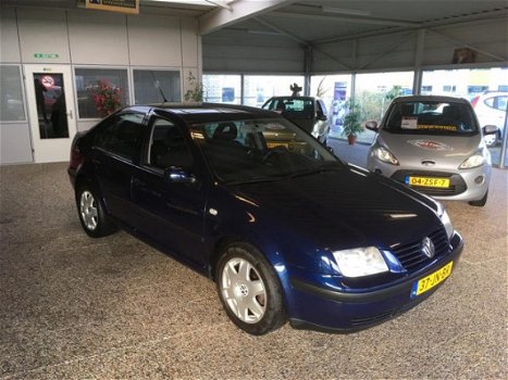 Volkswagen Bora - 2.0 (st-bekr, airco, lmv, bj02, 2150, -) - 1