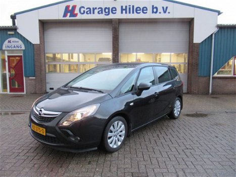 Opel Zafira Tourer - 1.4 Cosmo 7p. 7 Persoons, Airco, Trekhaak - 1