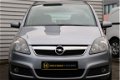 Opel Zafira - 2.2 Temptation (7p./T.haak/LMV/Airco/NL AUTO) - 1 - Thumbnail
